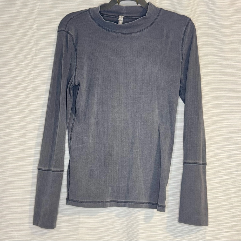 Free People Gray Long Sleeve Women's Top